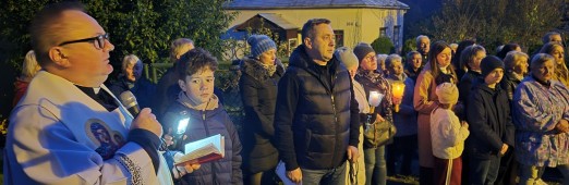 Modlitwa różańcowa przy kapliczkach 